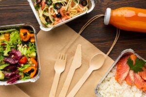 Catering dietetyczny - ile schudniemy na diecie pudełkowej?